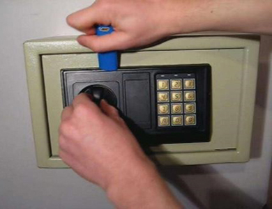 阿瓦提24小时上门开锁公司